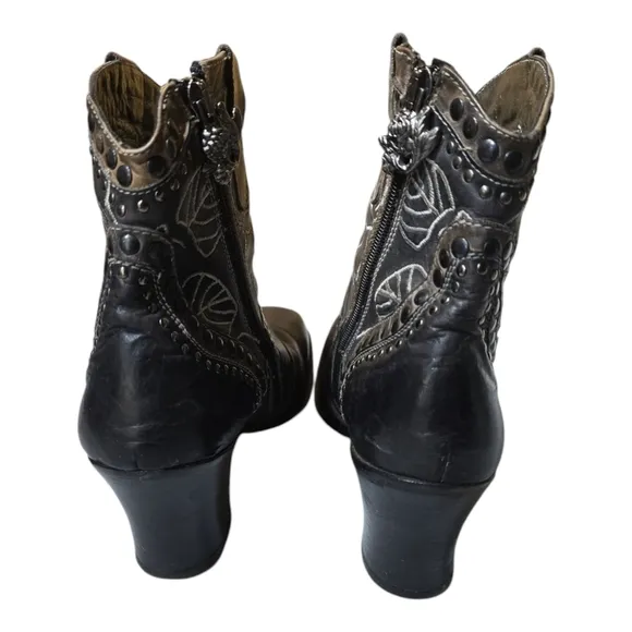 Mark Nason Rock Lives Brown Embroidered Studded Leather Ankle Boots Women's 10