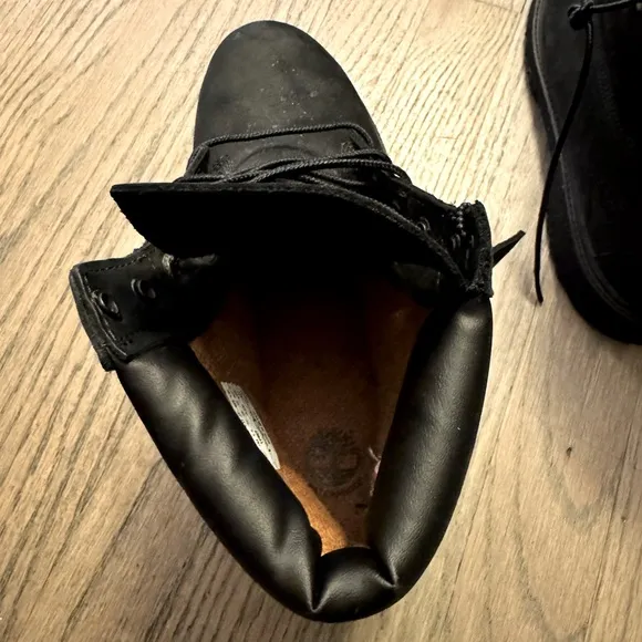 Men’s Timberland black waterproof winter boots