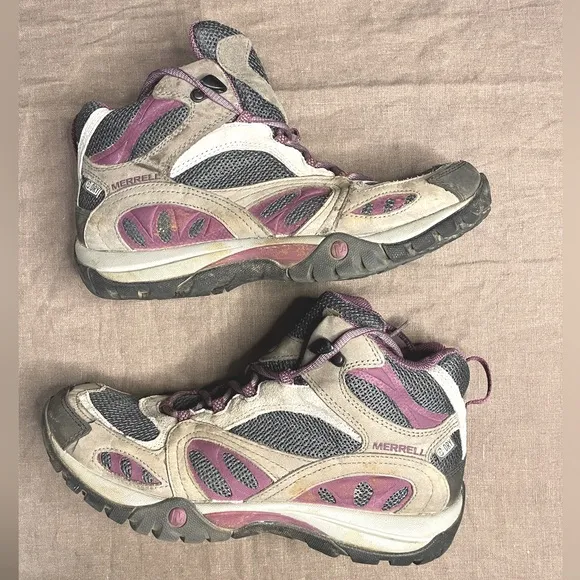 Merrell Azura Waterproof Outdoor Hiking Boots Women's‎ 9 Castle Rock Purple