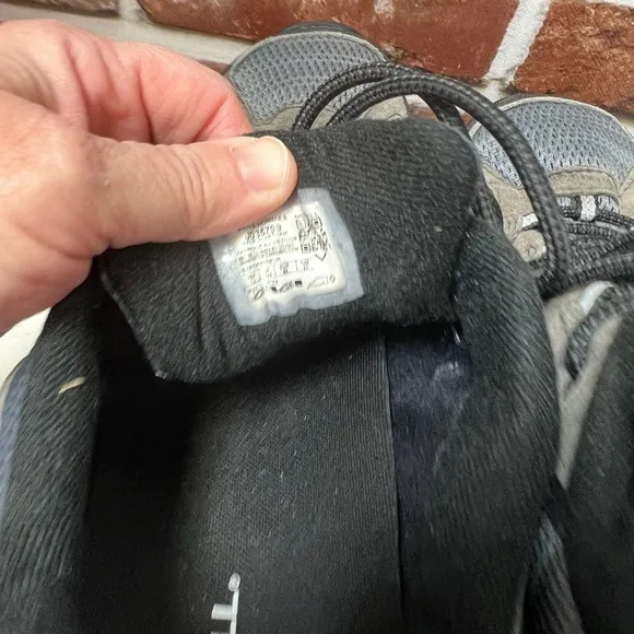 Merrell Gore-Tex Moab Beluga Vibram Performance Gorpcore Waterproof Hiking Shoes