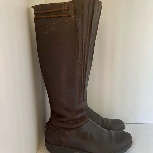 Merrell Vera Peak Brown Leather Boots