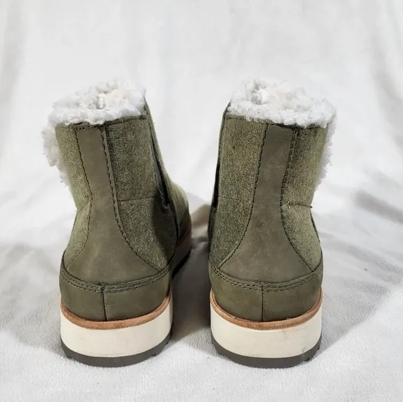 Merrell Womens Juno Olive Snow Boots J003822 Size 8 Medium (B, M)