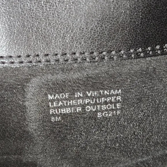 Michael Kors EUC logo winter boots 8 black brown
