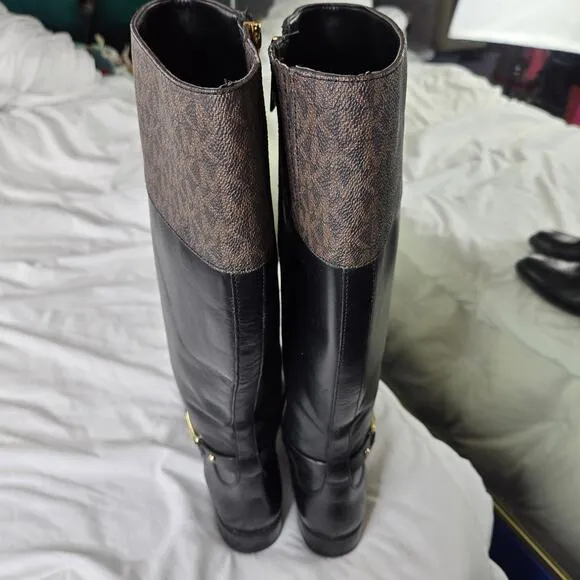 Michael Kors EUC logo winter boots 8 black brown