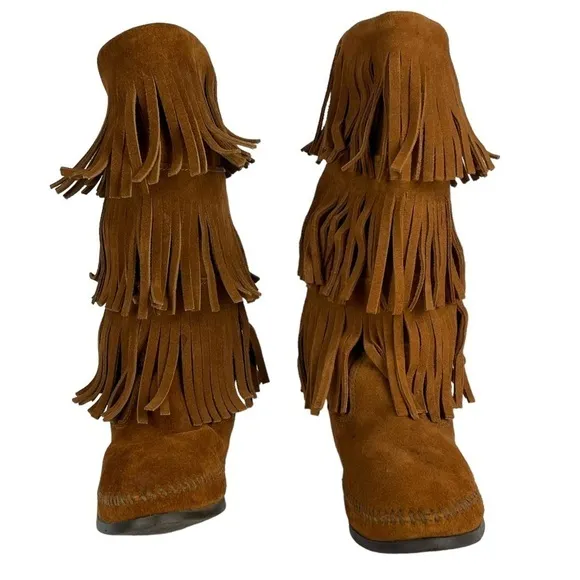 MINNETONKA 1632 3 LAYER FRINGE CALF HIGH SUEDE LEATHER SLIP ON MOCCASIN BOOTS