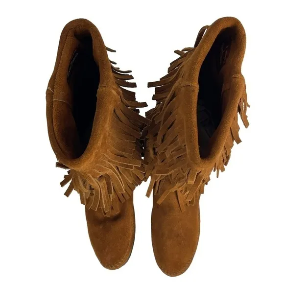 MINNETONKA 1632 3 LAYER FRINGE CALF HIGH SUEDE LEATHER SLIP ON MOCCASIN BOOTS