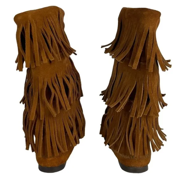 MINNETONKA 1632 3 LAYER FRINGE CALF HIGH SUEDE LEATHER SLIP ON MOCCASIN BOOTS
