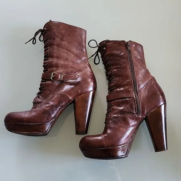 MOMA Leather Boots