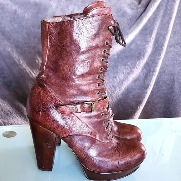 MOMA Leather Boots