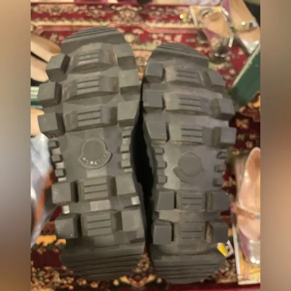 Moncler Coralyne boot, 38.5