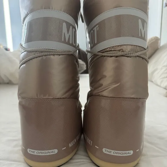 Moon Boot “Icon Pillow Rose Gold” Boots