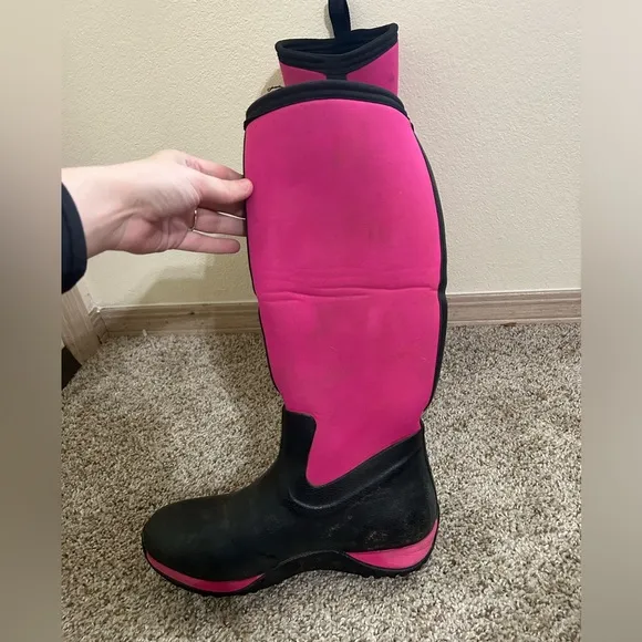 Muck Arctic Adventure Tall Rubber Women's Winter Boots Hot Pink Black Size 7 EVA