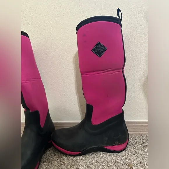 Muck Arctic Adventure Tall Rubber Women's Winter Boots Hot Pink Black Size 7 EVA
