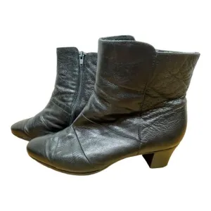 Munro American Women's Black Leather Zipper Ankle Boots Size 9.5 Heel 1.5&quot;