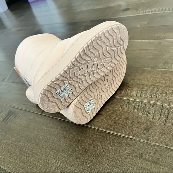 Native Chamonix Summit Bloom Chameleon Pink Winter Boots Snow 10 Girls Toddler