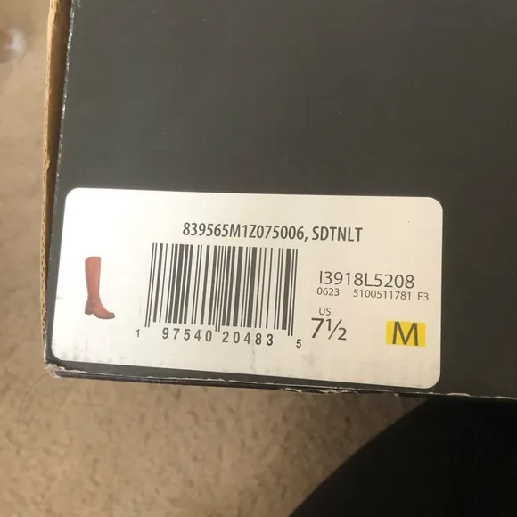 Naturalizer Jayden Riding Boots Saddle Tan Brown NIB Size 7.5
