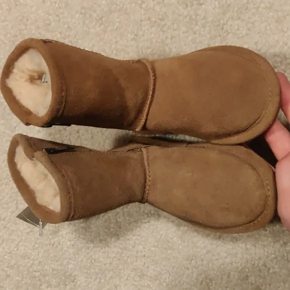 New! BEARPAW Emma Toddler Boot wool blend Classic Suede with Zipper Kid's sz 10