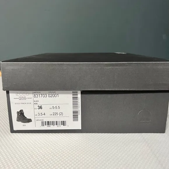 NEW ECCO WOMEN'S TRACK 25 HIGH BOOT US SIZE: 5-5.5 EU SIZE: 36