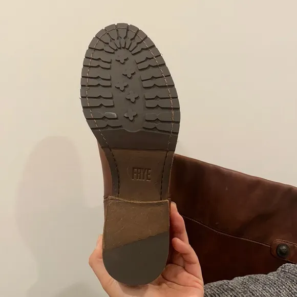 NEW ~ FRYE Melissa Button Lug Tall ~ Style# 71374
