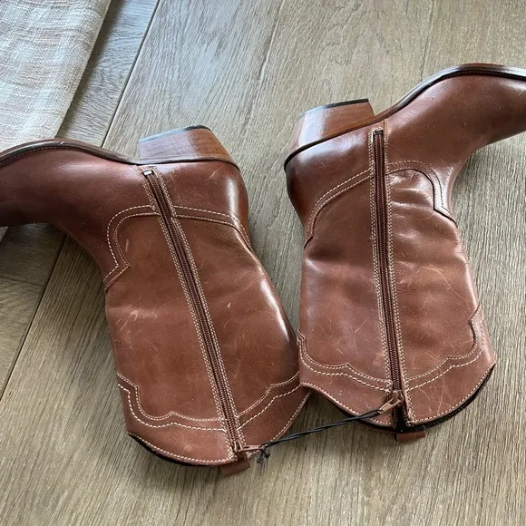 NEW Frye Nataly western cognac leather boots size 8.5