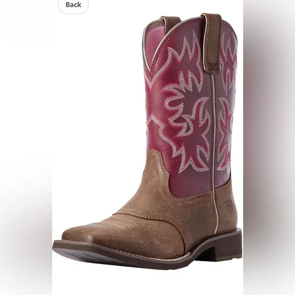 New in box Ariat  Women's Delilah Western Boot Brown and Pink