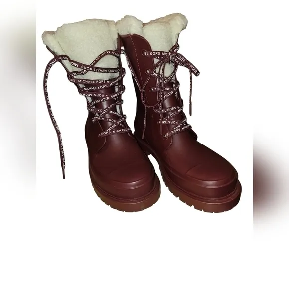 *NEW* Michael Kors burgundy rain/snow boots