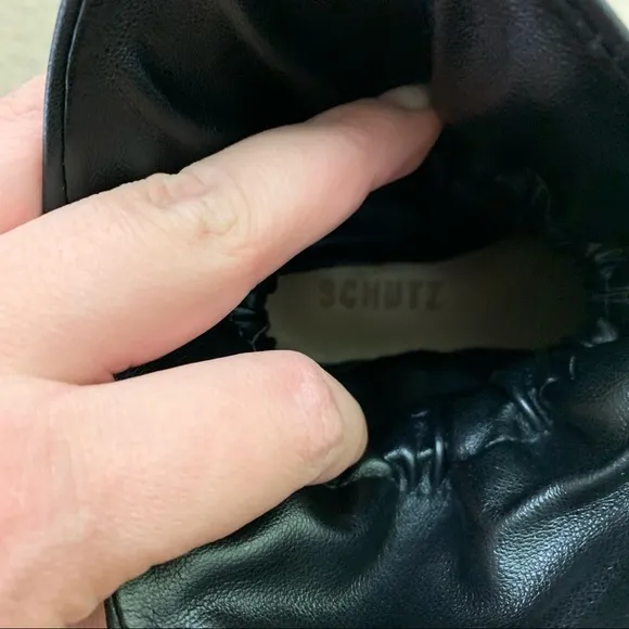 New SCHUTZ Black Leather Catarine Booties in Size 8.5 | Black Cinched Boots