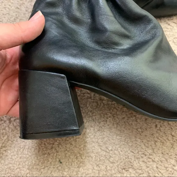New SCHUTZ Black Leather Catarine Booties in Size 8.5 | Black Cinched Boots