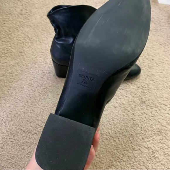 New SCHUTZ Black Leather Catarine Booties in Size 8.5 | Black Cinched Boots