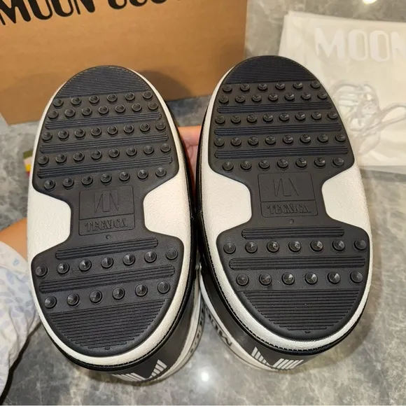 New Size 39-41 White Moon Boot Icon Low Nylon Snow Boots