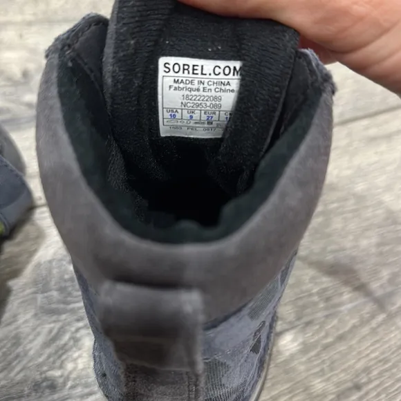 NEW • Sorel • Boys Cheyanne II Strap Boot Winter / Snow Boots Camo Gray 10
