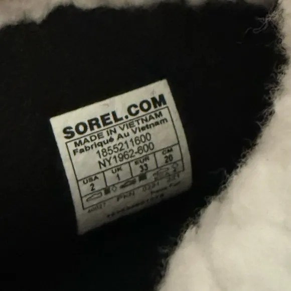 NEW Sorel Youth Yoot Pac Hot Pink Nylon Boot Girls Kids Sz 2 NWT