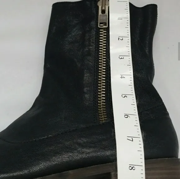 NEW! STEVE BY STEVE MADDEN Black Leather Boots 10.