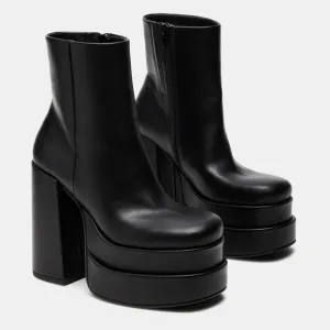 NEW Steve Madden Cobra Black Platform Stacked Heeled Boots