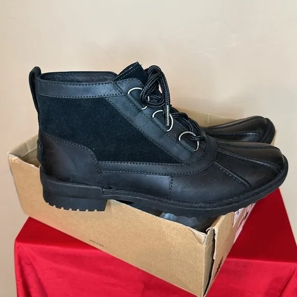 NEW | UGG Heather waterproof leather &amp; rubber ankle boot lace up Womens 8.5