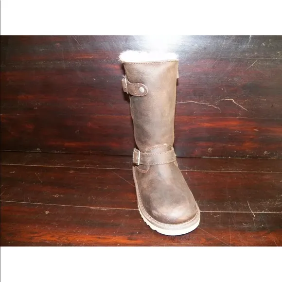New UGG Kids Brown Leather Buckle Boots