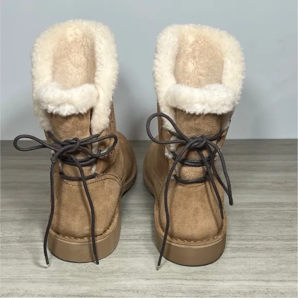 NEW UGG Naiyah Winter Boots Size 10