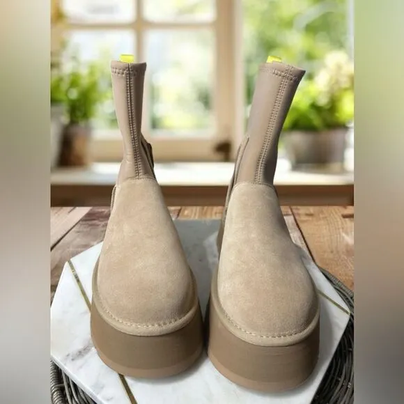 NEW UGG Women's Classic Dipper Sand Platform Shearling Suede Boots 1144031 SZ 9