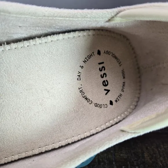 NEW Vessi Sunday Slipper Mens Size 10 Slip On Shoes Sneakers Walnut Beige