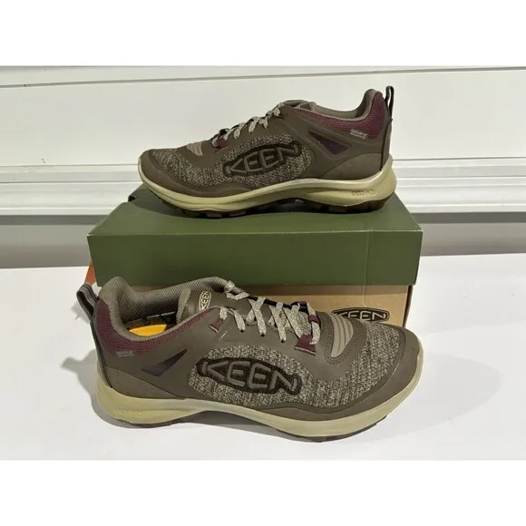 NEW Womens Keen Terradora Flex Waterproof Shoes, size 9 boots