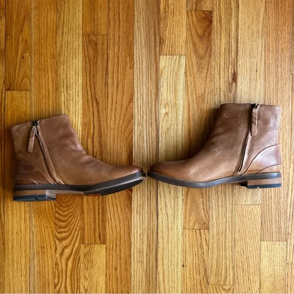 NEW Women’s Tan Leather Ankle Boots Franco Sarto Size 8.5