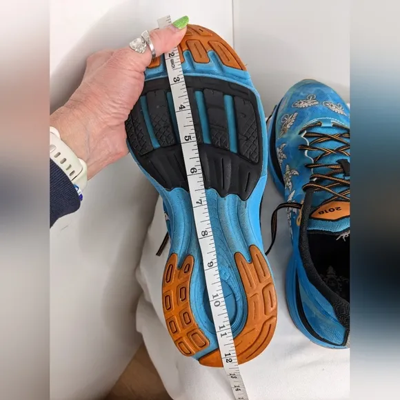 Newton Kona 2018 running shoes 11.5 turtles Hawaii turquoise blue orange