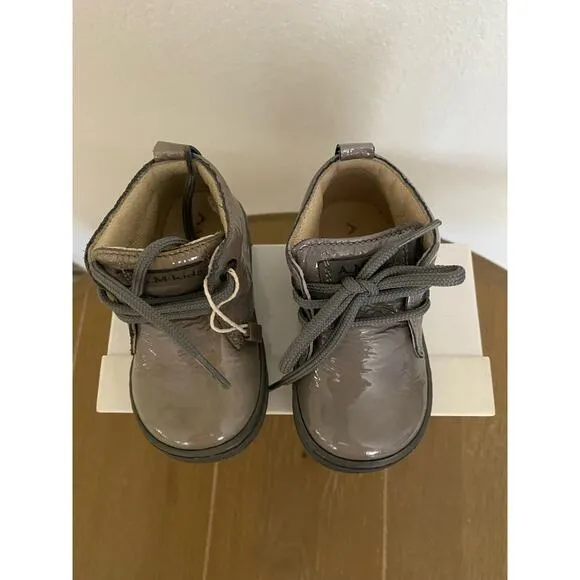 NIB Andrea Morelli kids size 18, gray patent leather boots