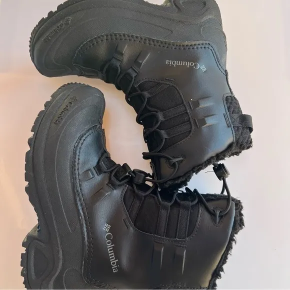 NIB Big Kids' Columbia Bugaboot Celcius Winter Boots​​​​​​​​​​​​​​​​​​​​​​
