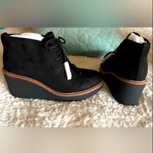 NIB Dr Scholl’s Women’s Black Leather Boots - Size 8.5