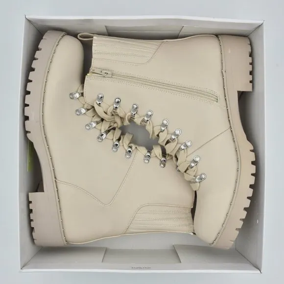 NIB DV Dolce Vita Oderra Women's Ankle Combat Boots, Off White, 9.5