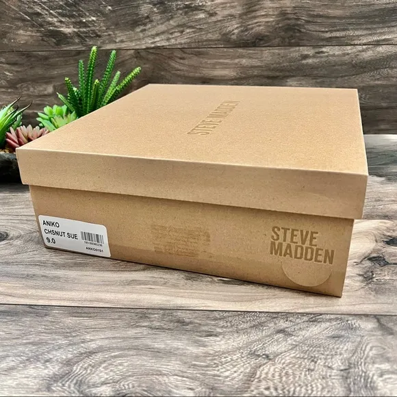 NIB Steve Madden Aniko Faux Fur Lace Up Winter Combat Boots Chestnut Suede