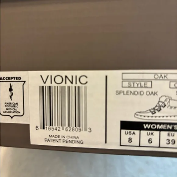 NIB Vionic Orthopedic Neutral Fuzzy Sherpa Boots