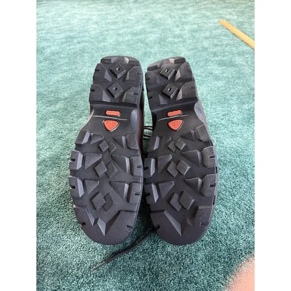 Nike ACG  Boots Size 13 Hiking Outdoors Brand New