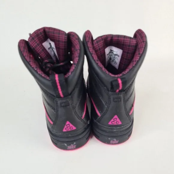 Nike ACG Woodside 2 Little Girl's Winter Boots Black Pink